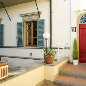 https://casa-torrini.it-tuscanyhotel.com